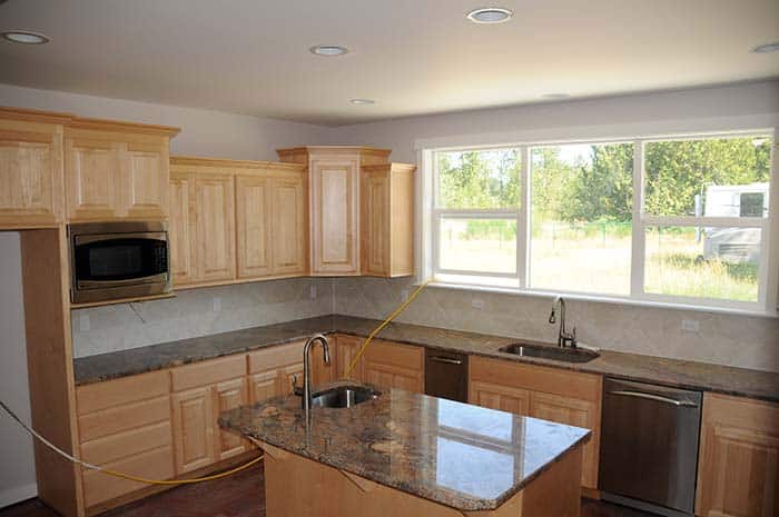 Countertops & Floors